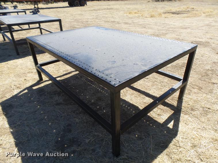 image for item DI9694 Steel shop table