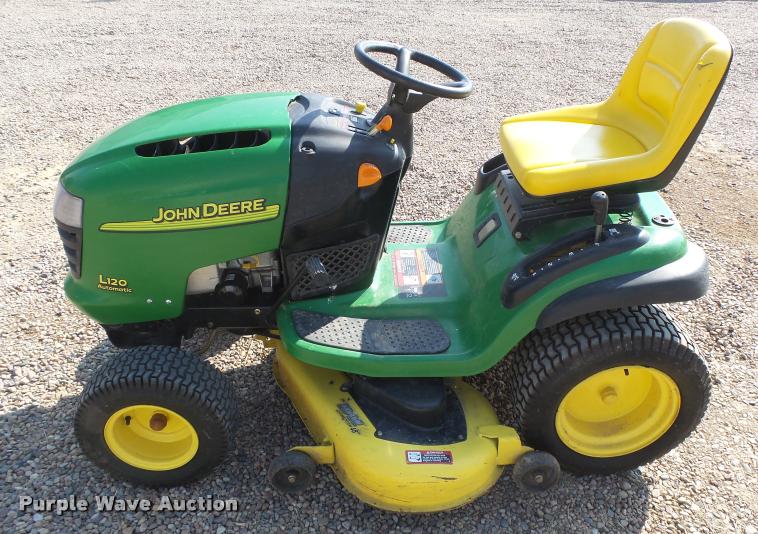image for item DI9699 John Deere L120D lawn mower