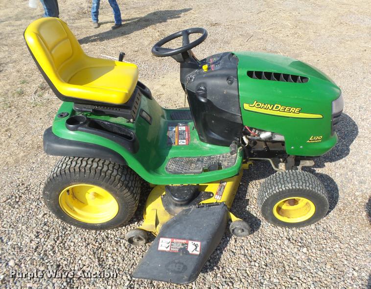 image for item DI9699 John Deere L120D lawn mower