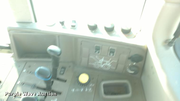 image for item DI9760 2008 John Deere 6430 MWFD tractor