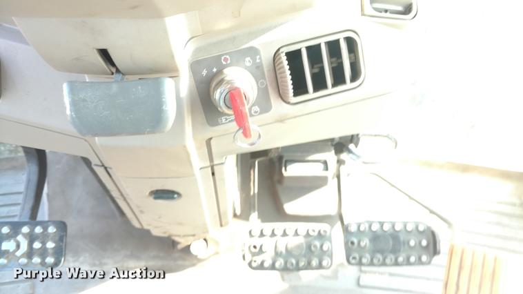 image for item DI9760 2008 John Deere 6430 MWFD tractor