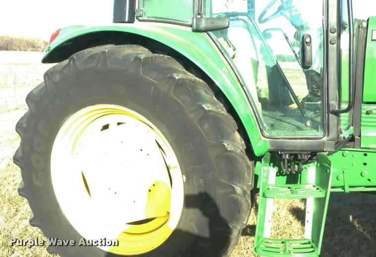 image for item DI9760 2008 John Deere 6430 MWFD tractor
