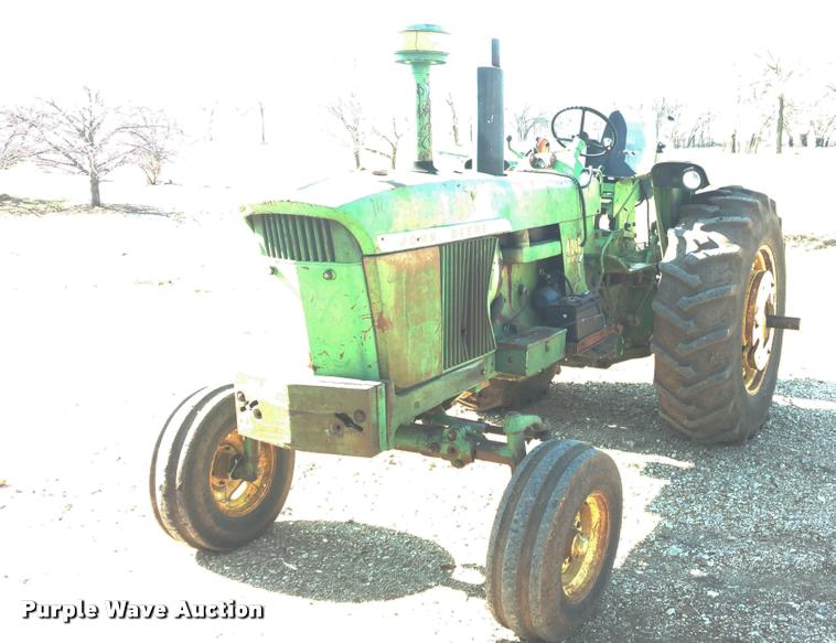 image for item DI9763 John Deere 4000 tractor