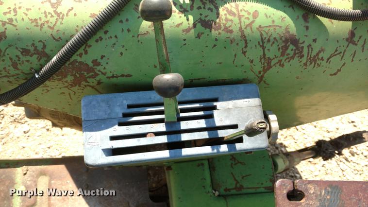 image for item DI9763 John Deere 4000 tractor