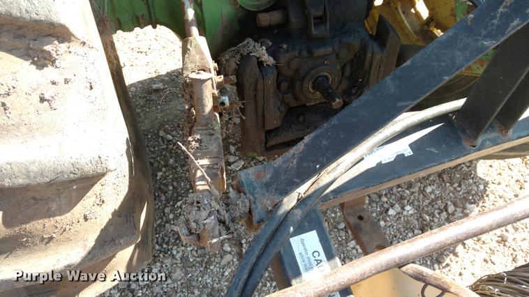 image for item DI9763 John Deere 4000 tractor