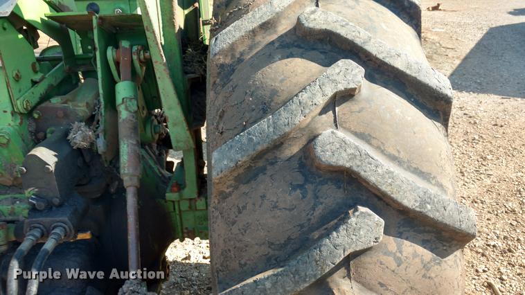 image for item DI9763 John Deere 4000 tractor