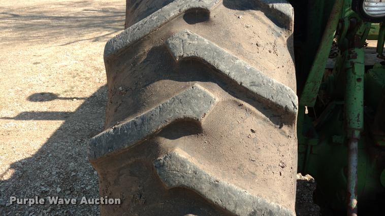 image for item DI9763 John Deere 4000 tractor