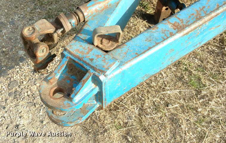 image for item DI9792 Kinze 800 grain cart