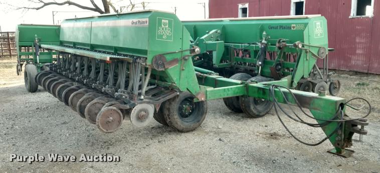image for item DI9793 1991 Great Plains Solid Stand 45 grain drill