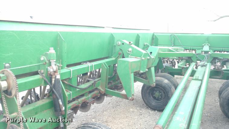 image for item DI9793 1991 Great Plains Solid Stand 45 grain drill