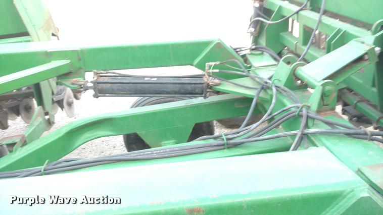 image for item DI9793 1991 Great Plains Solid Stand 45 grain drill