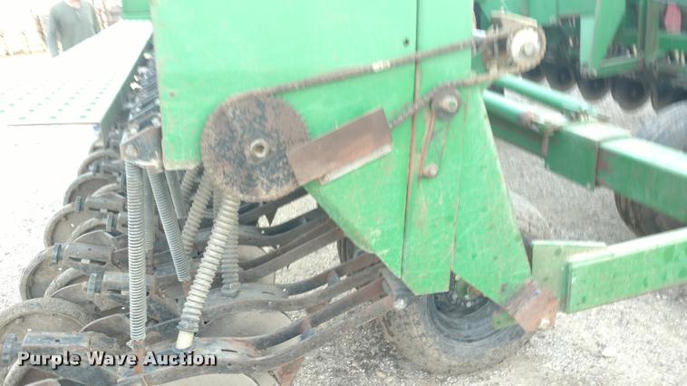 image for item DI9793 1991 Great Plains Solid Stand 45 grain drill