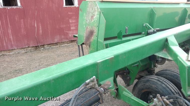 image for item DI9793 1991 Great Plains Solid Stand 45 grain drill