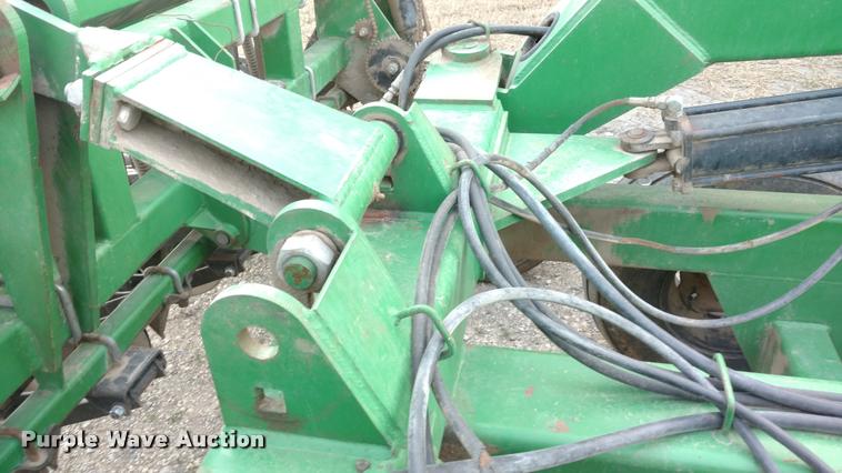 image for item DI9793 1991 Great Plains Solid Stand 45 grain drill