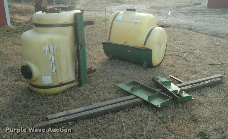 image for item DI9795 (2) Snyder Industries saddle tanks