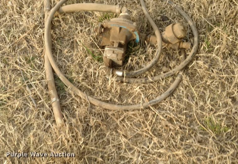 image for item DI9795 (2) Snyder Industries saddle tanks