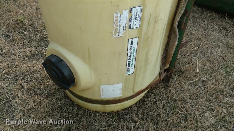 image for item DI9795 (2) Snyder Industries saddle tanks