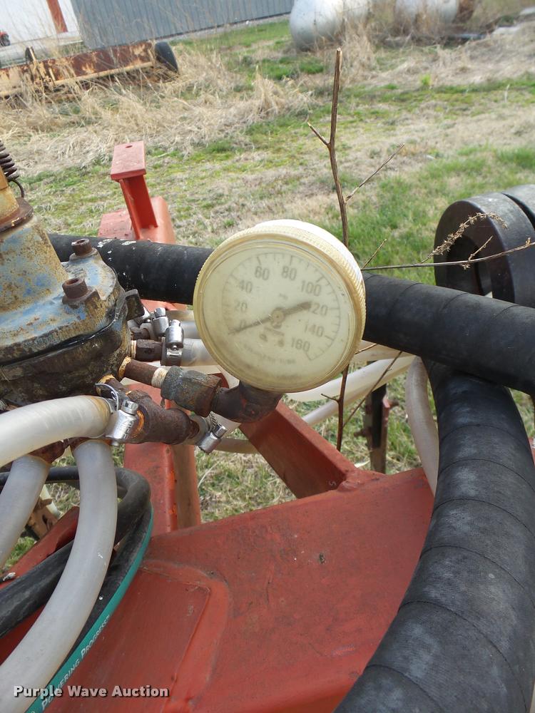 image for item DJ9750 In-line ripper with anhydrous applicator