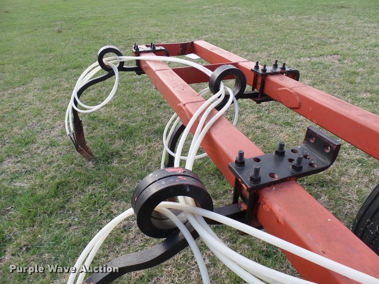image for item DJ9750 In-line ripper with anhydrous applicator