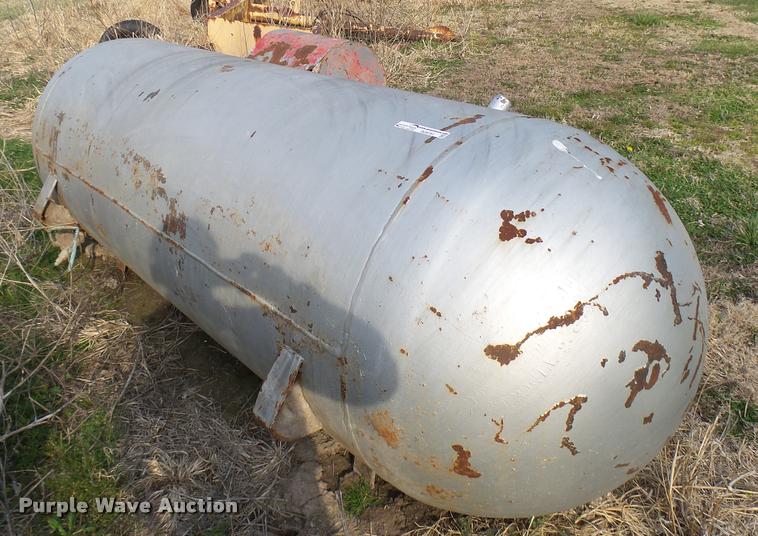 image for item DJ9751 Propane tank