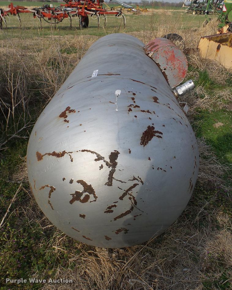 image for item DJ9751 Propane tank