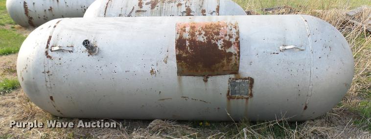 image for item DJ9751 Propane tank