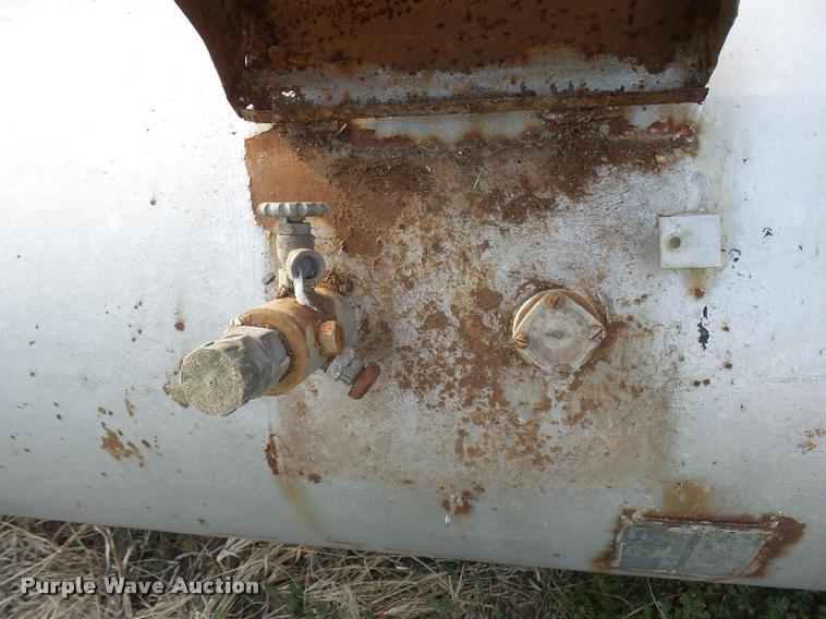 image for item DJ9751 Propane tank