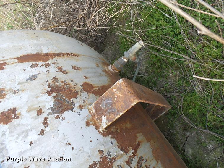 image for item DJ9752 Propane tank