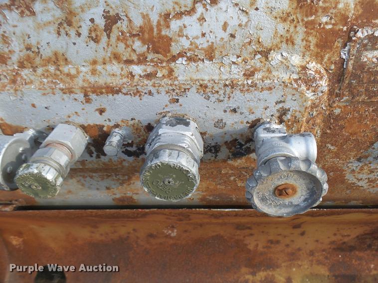 image for item DJ9752 Propane tank