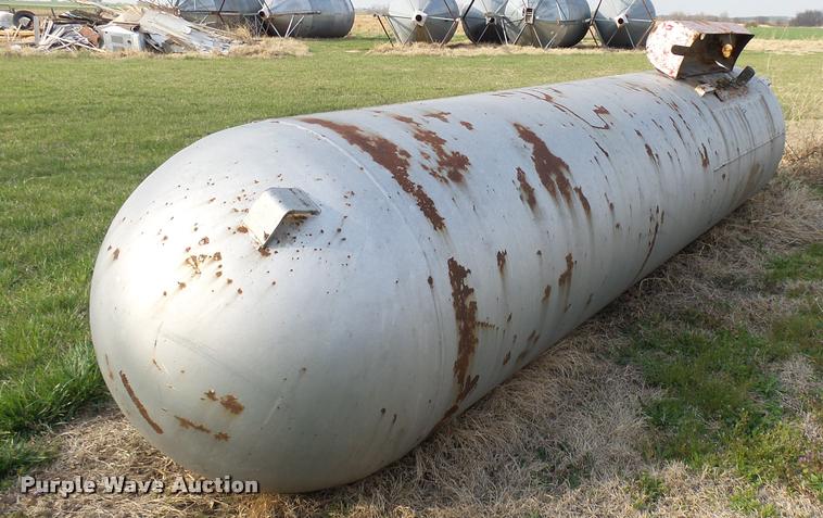 image for item DJ9753 Propane tank