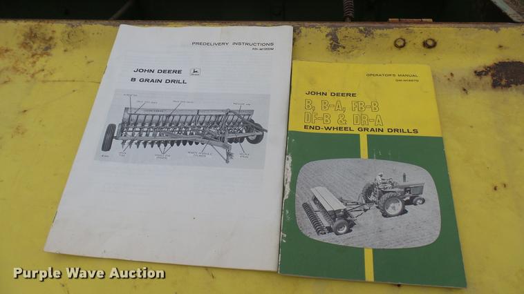 image for item DM9152 John Deere FB-B grain drill