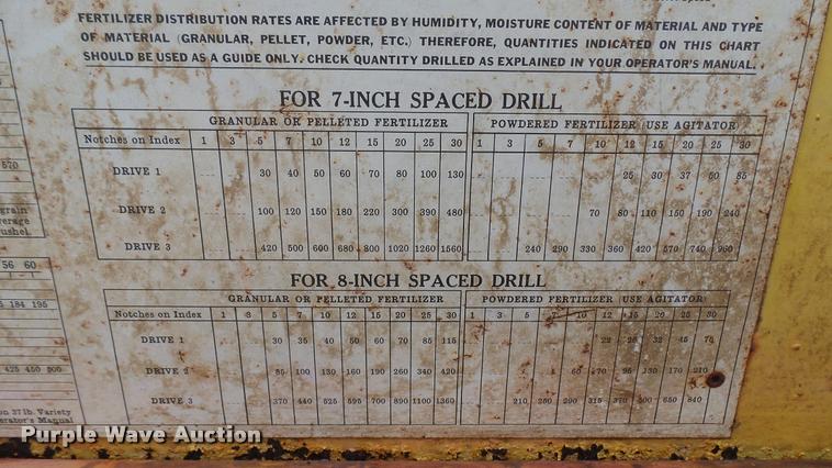 image for item DM9152 John Deere FB-B grain drill