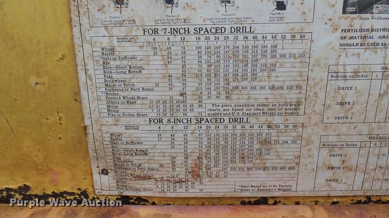 image for item DM9152 John Deere FB-B grain drill