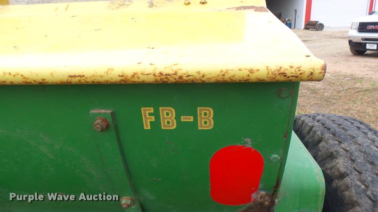 image for item DM9152 John Deere FB-B grain drill