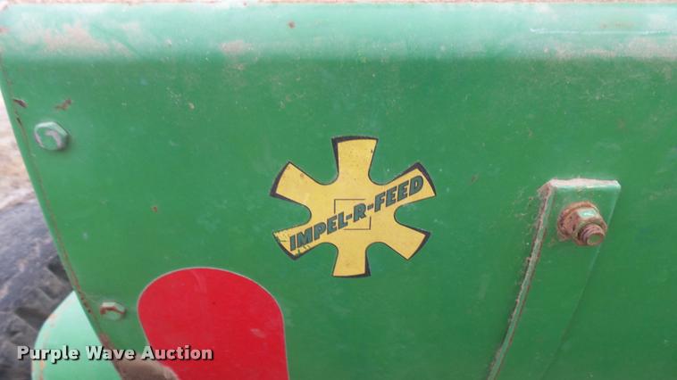 image for item DM9152 John Deere FB-B grain drill