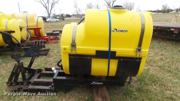 image for item DS9152 (2) Demco saddle tanks
