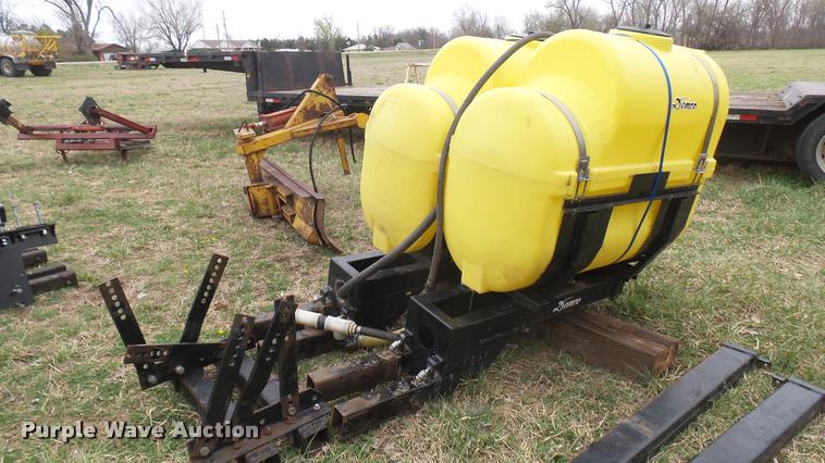 image for item DS9152 (2) Demco saddle tanks