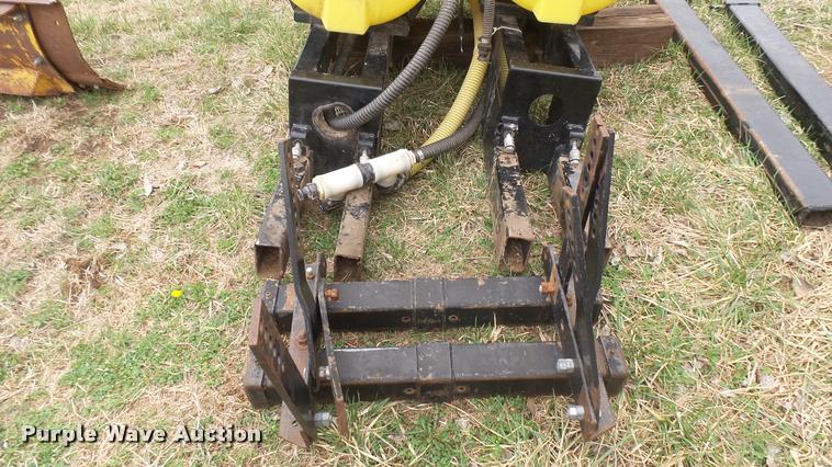 image for item DS9152 (2) Demco saddle tanks