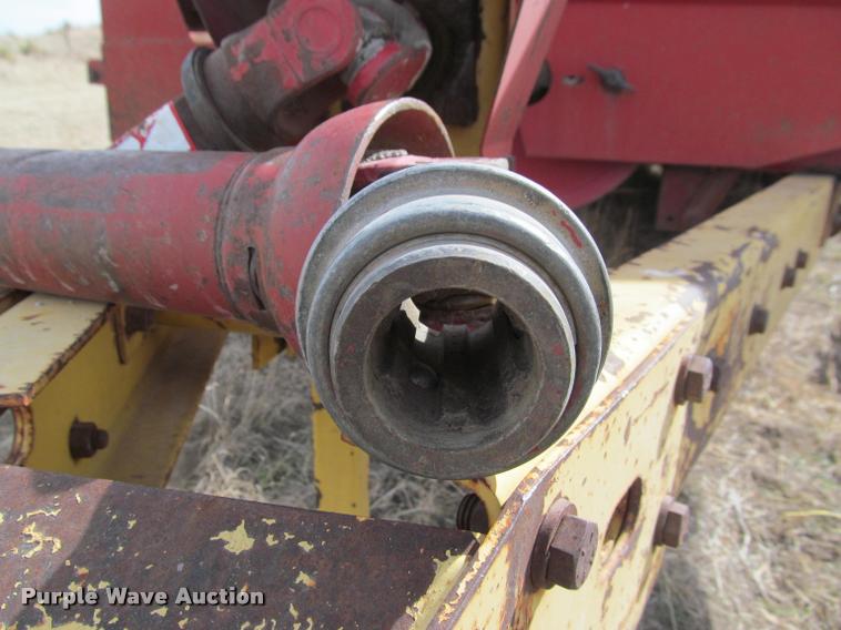 image for item DT9525 New Holland 680 manure spreader