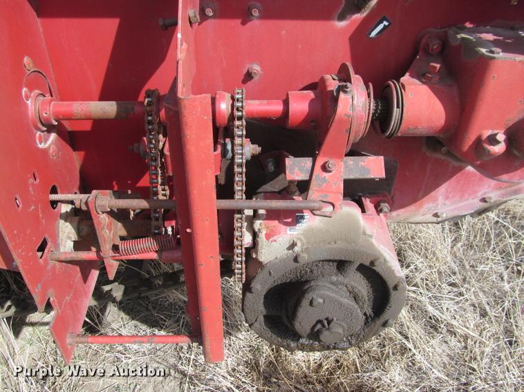 image for item DT9525 New Holland 680 manure spreader