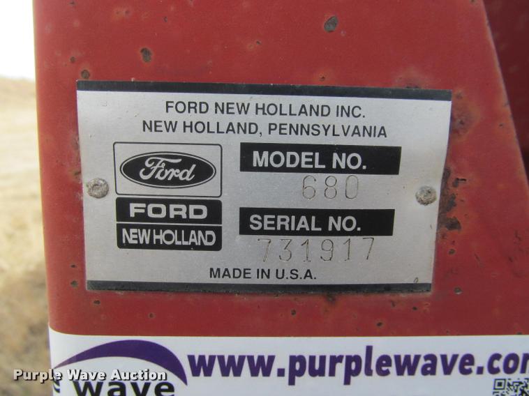 image for item DT9525 New Holland 680 manure spreader