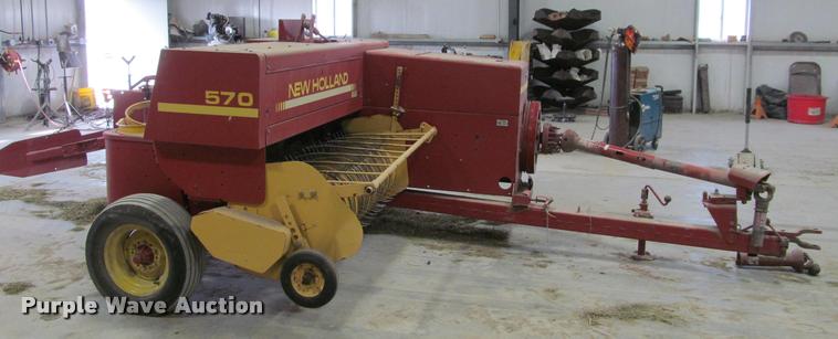 image for item DT9526 1989 New Holland 570 square baler