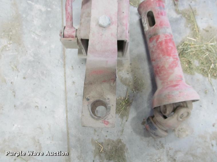 image for item DT9526 1989 New Holland 570 square baler