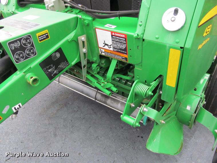 image for item DT9529 2014 John Deere 459 Mega Wide Plus round baler