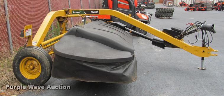 image for item DT9531 2014 Vermeer TM850 disc mower