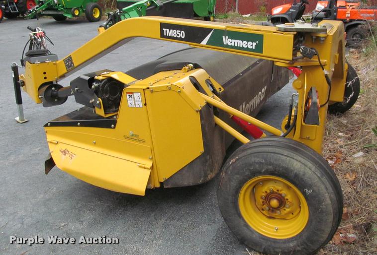 image for item DT9531 2014 Vermeer TM850 disc mower
