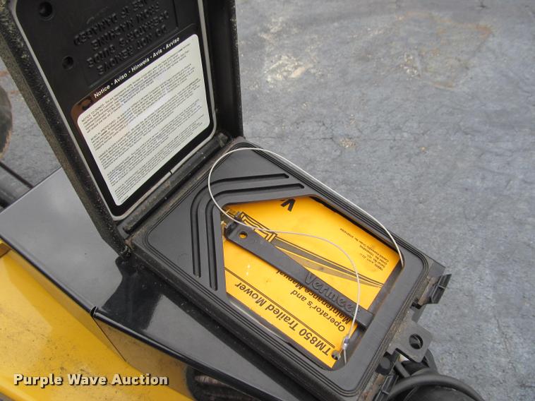 image for item DT9531 2014 Vermeer TM850 disc mower