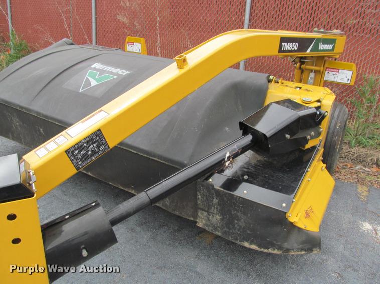 image for item DT9531 2014 Vermeer TM850 disc mower