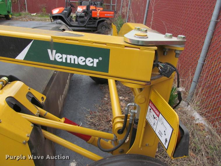 image for item DT9531 2014 Vermeer TM850 disc mower