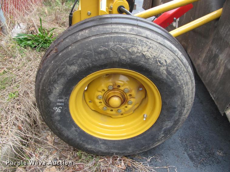 image for item DT9531 2014 Vermeer TM850 disc mower